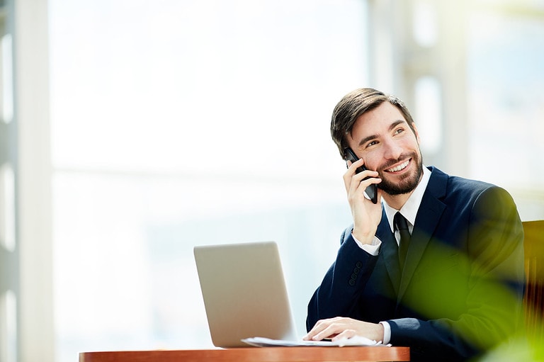 Les avantages de choisir un courtier pour ses contrats d'assurance en Suisse.