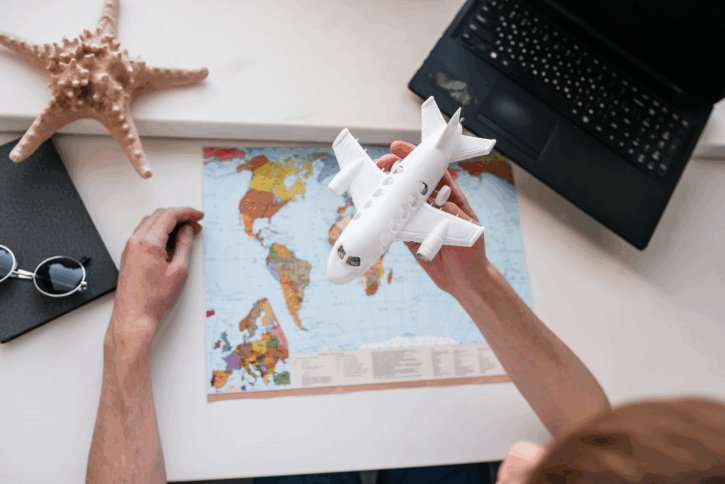 assurance-voyage-2025-couverture-globale-assistance-imprevus Assurez-vous de voyager en toute sécurité en 2025 : couverture médicale étendue, protection bagages et assistance mondiale face aux imprévus.