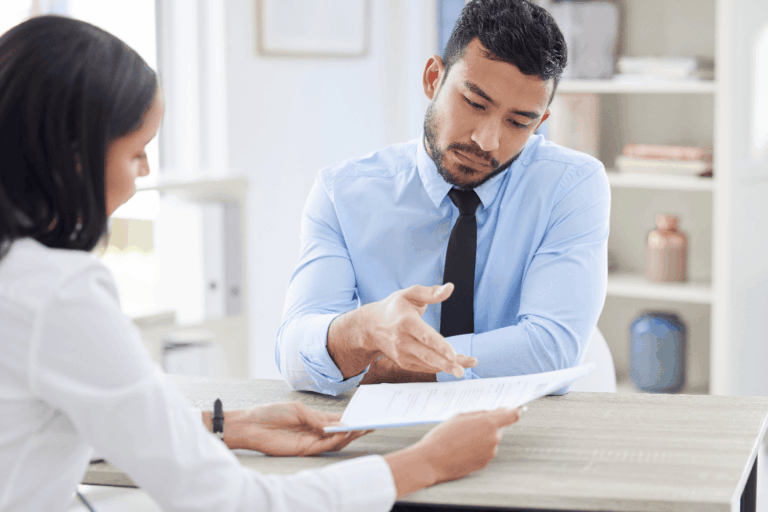 Résiliation des assurances suisses : guide complet par type d'assurance